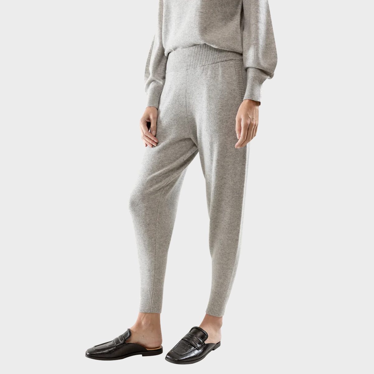 Women's Quintessential Cashmere Jogger Ecomm Cozyearth.com