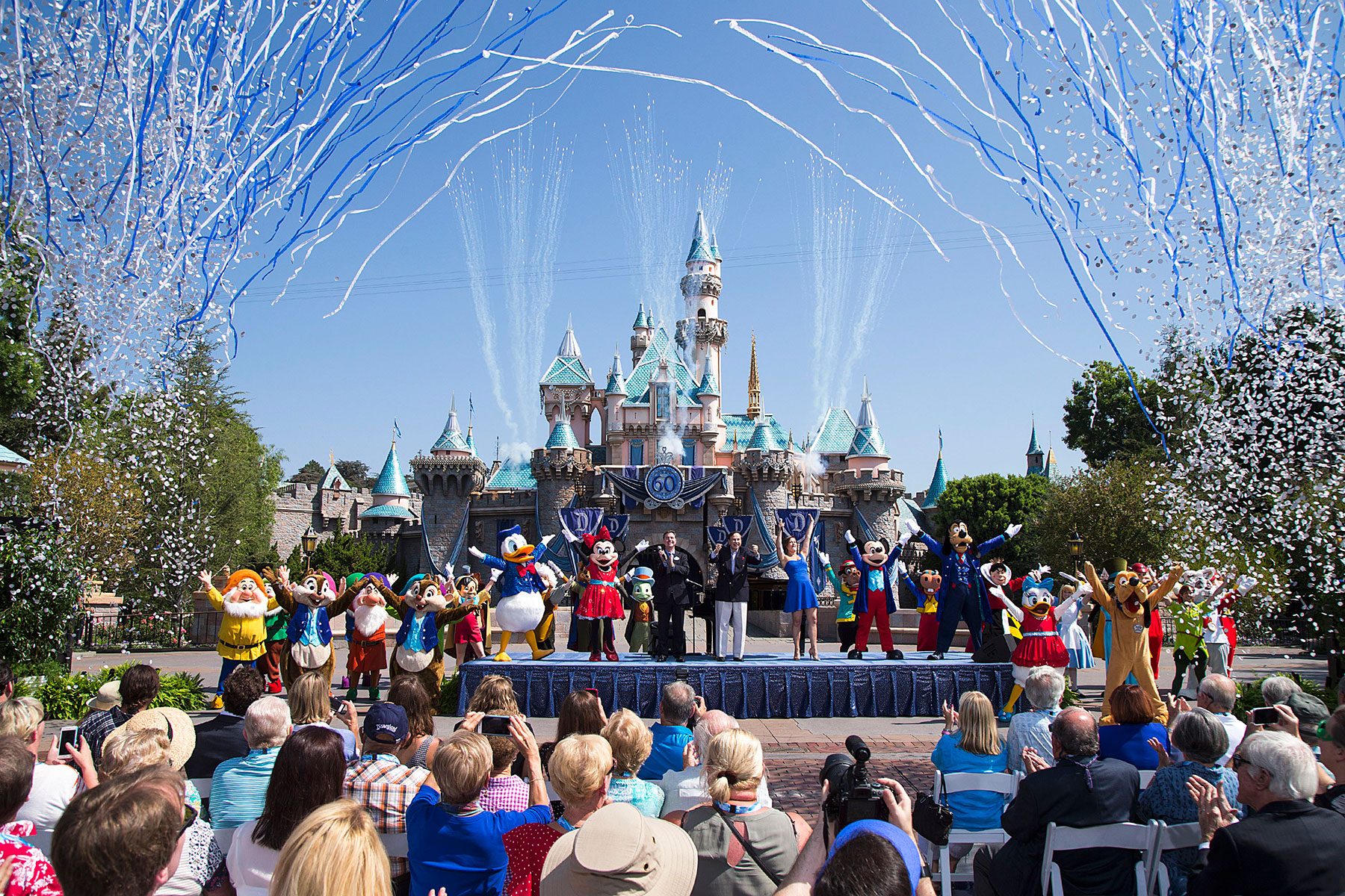 This Man Set An All-Time World Record for Visiting Disneyland