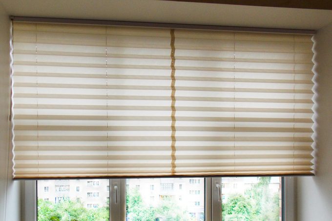 Pleated blinds XL close uo on the window