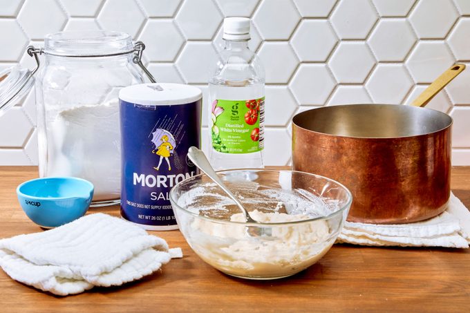 How To Clean And Polish Copper with Flour And Vinegar