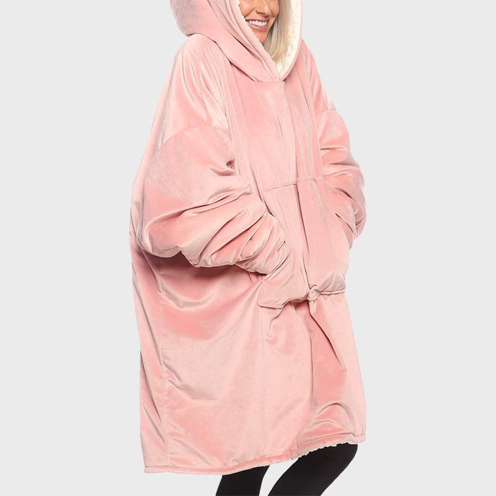 The Comfy Wearable Blanket