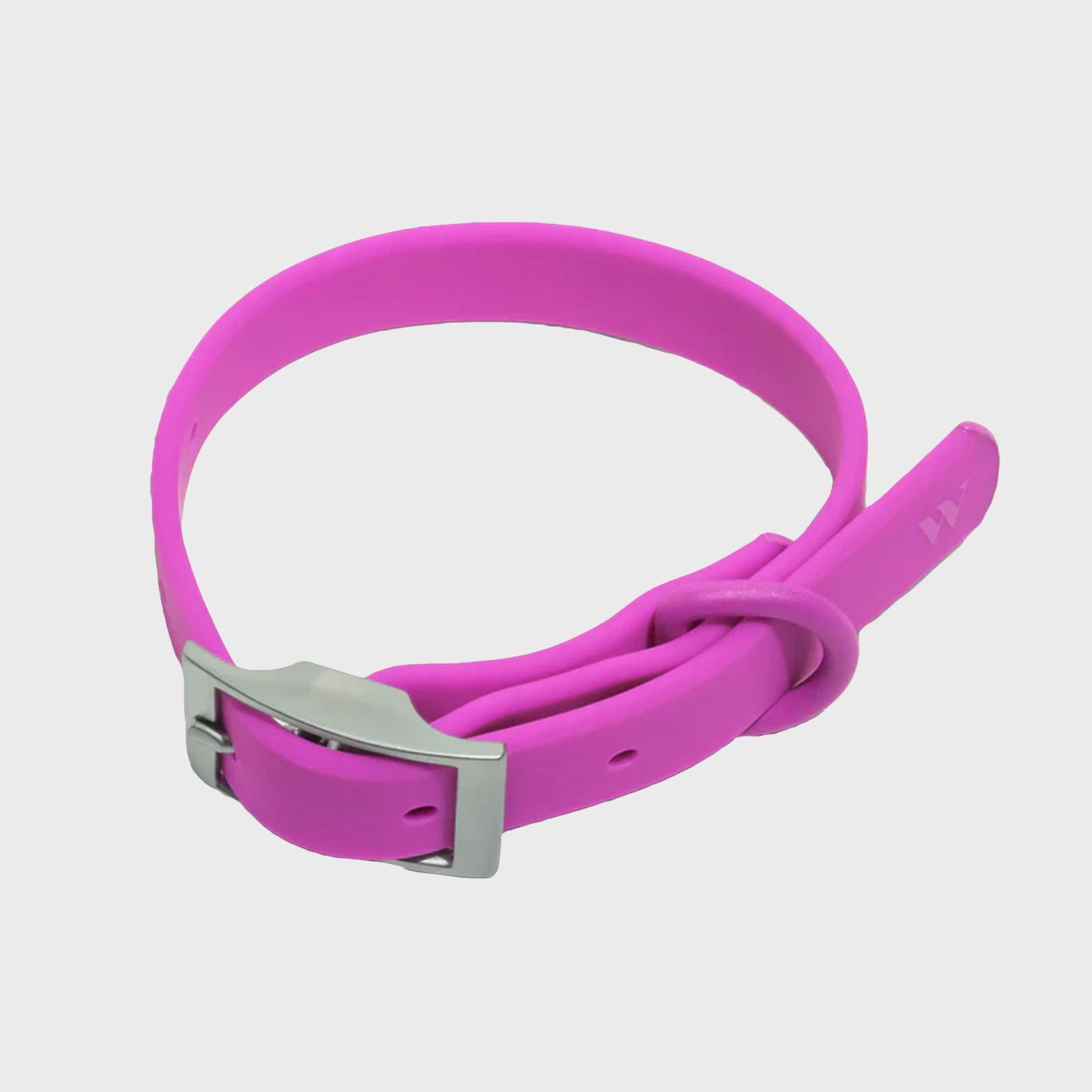 Easy clean dog collar