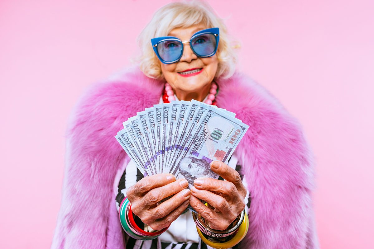 There’s a New Gift Card Scam to Be Wary Of—The Rich Grandma Scam