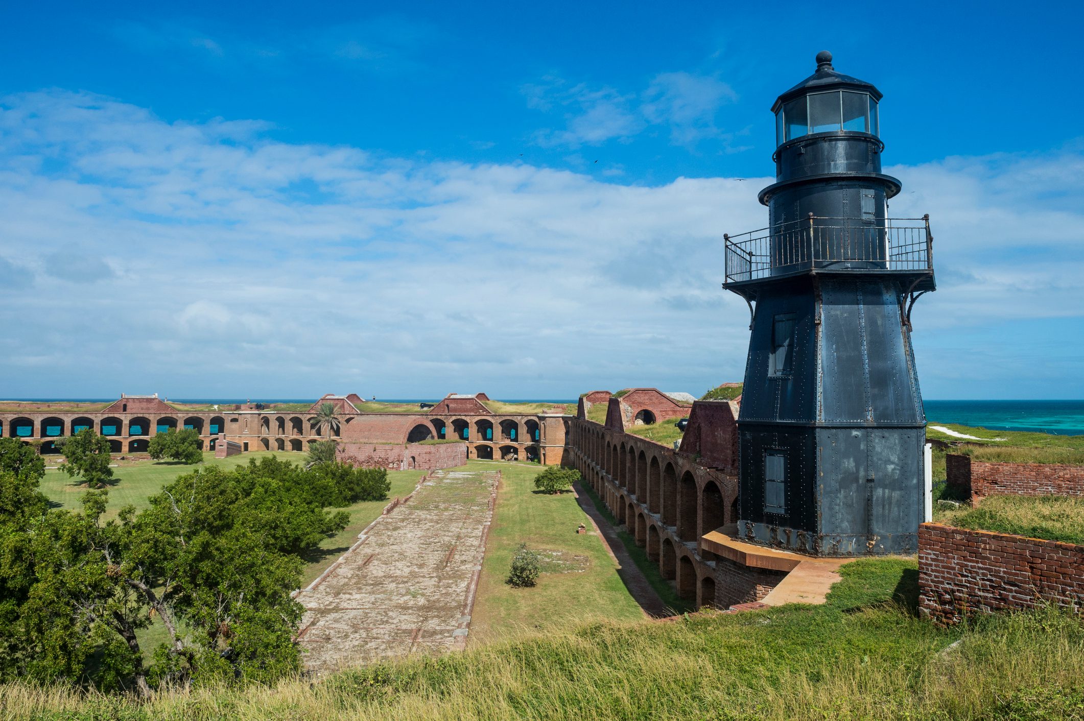 USA, Florida, Florida Keys, Dry Tortugas National Park, Lighthouse in Fort Jefferson