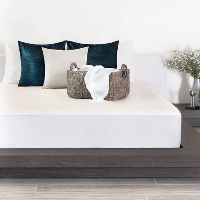 Brooklyn Bedding Luxury Cooling Mattress Protector