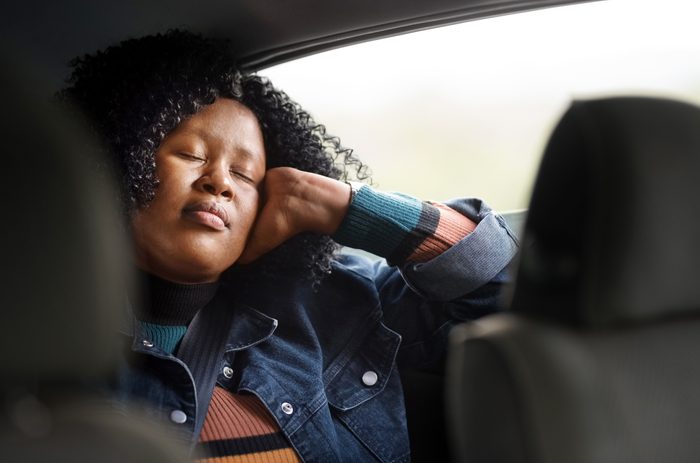 She finds peace on car back seat