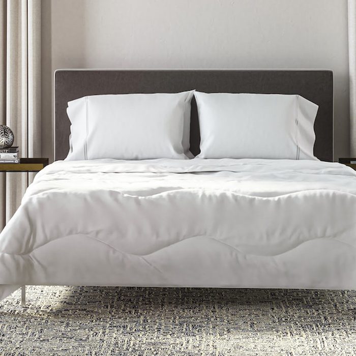 Saatva Lightweight Down Alternative Comforter