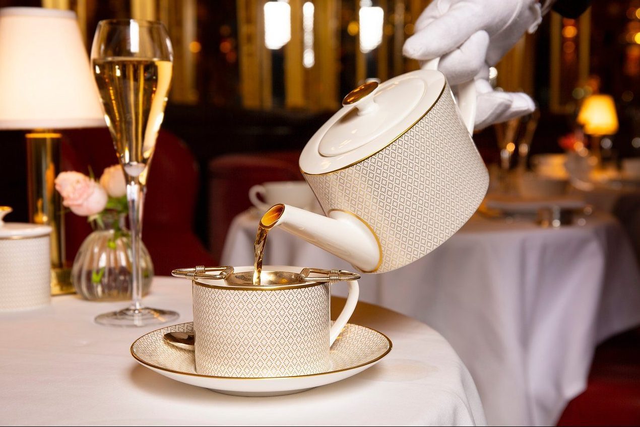 Oscar Wilde Lounge Afternoon