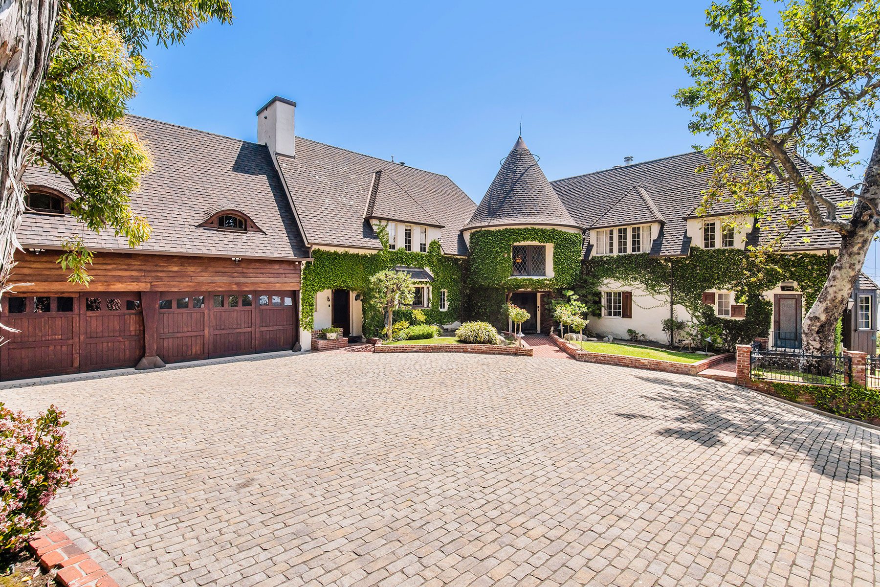 Los Feliz Home Exterior Courtesy Joel Danto Of Theluxlevel 