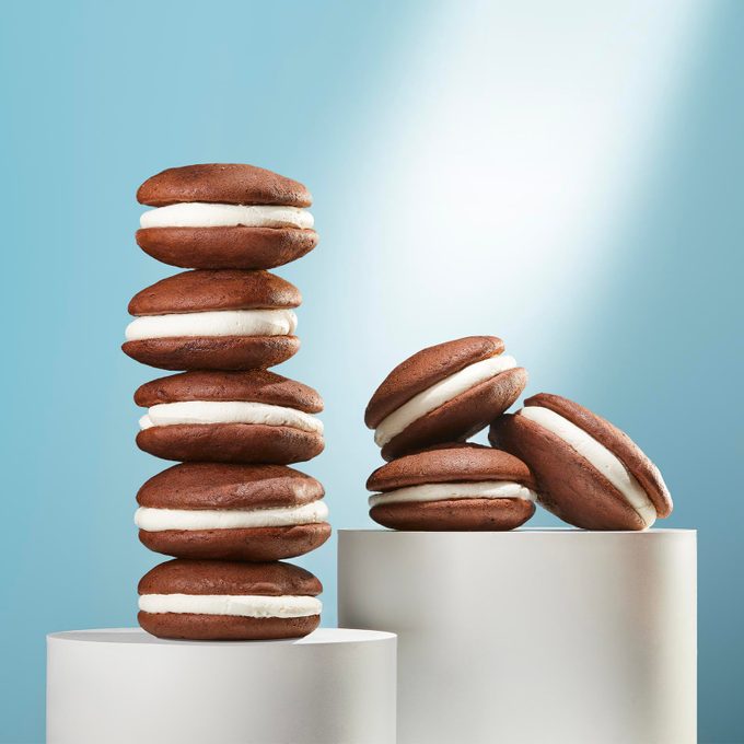Whoopie pies on pedestals