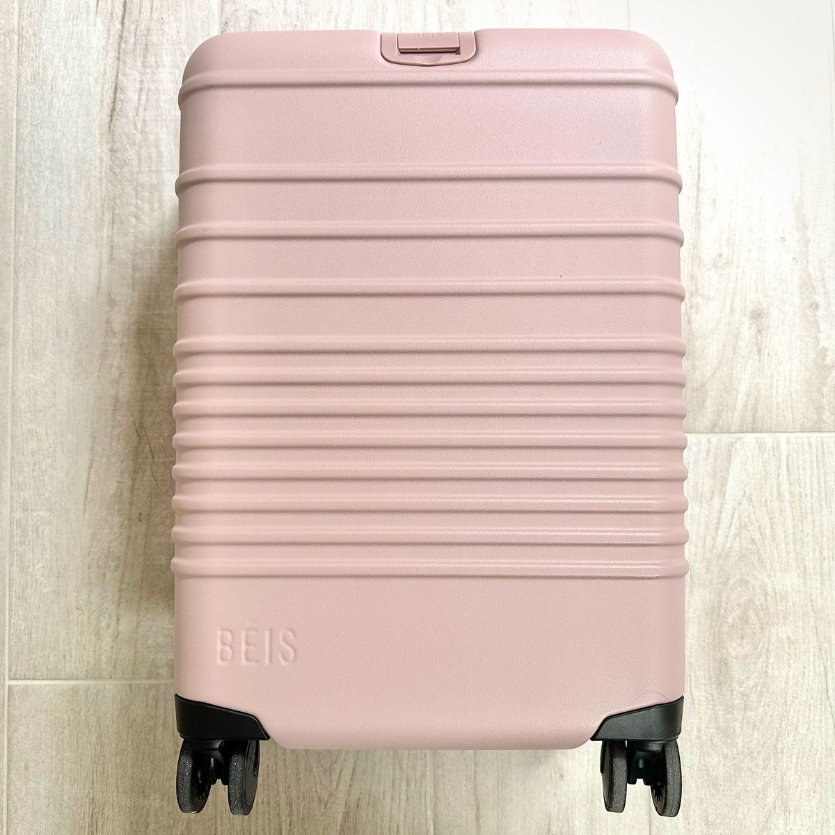 Beis Carry On Roller