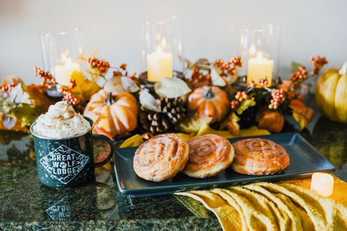 20230810 Great Wolf Lodge Steffy Pumpkin Spice Suite 66 Edit Courtesy Great Wolf Lodge