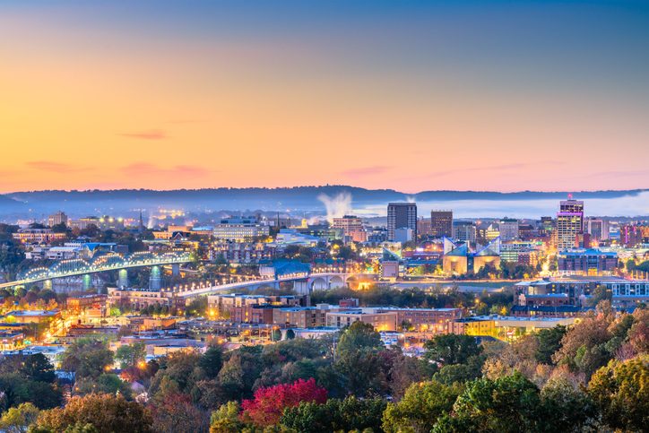 Chattanooga, Tennessee, USA downtown city skyline at dusk