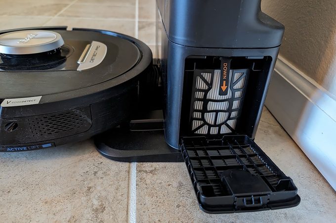 Shark Robot Vacuum Filter openend