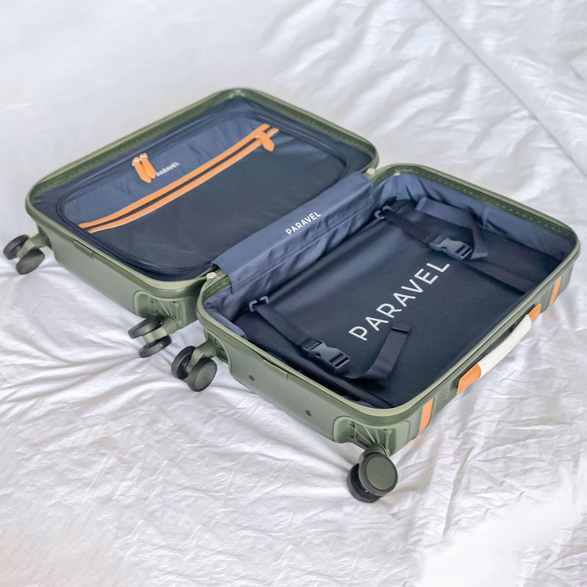 Paravel Luggage Space