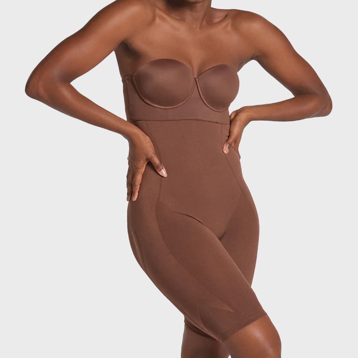 Leonisa Smartshape Extra High Waisted Shaper Short