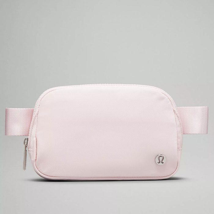 Lululemon Everywhere Belt Bag