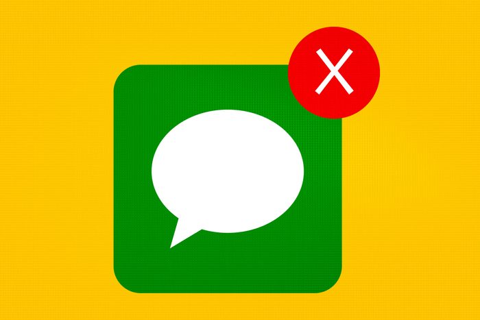 iphone message app with red x icon