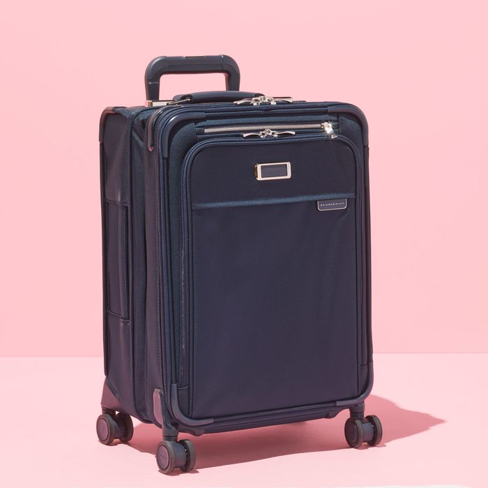 Briggs & Riley Baseline Essential 22