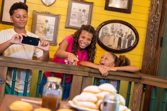 Tianas Bayou Adventure