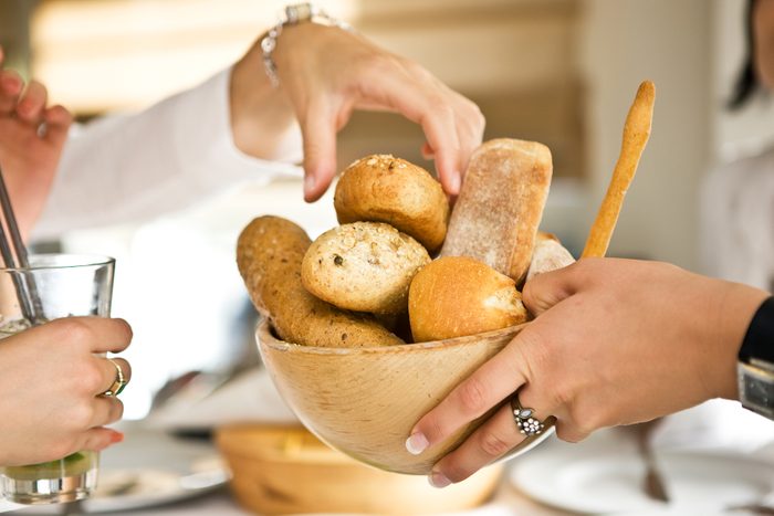 12 Steakhouse Etiquette Mistakes Everyone Makes Gettyimages 172957508