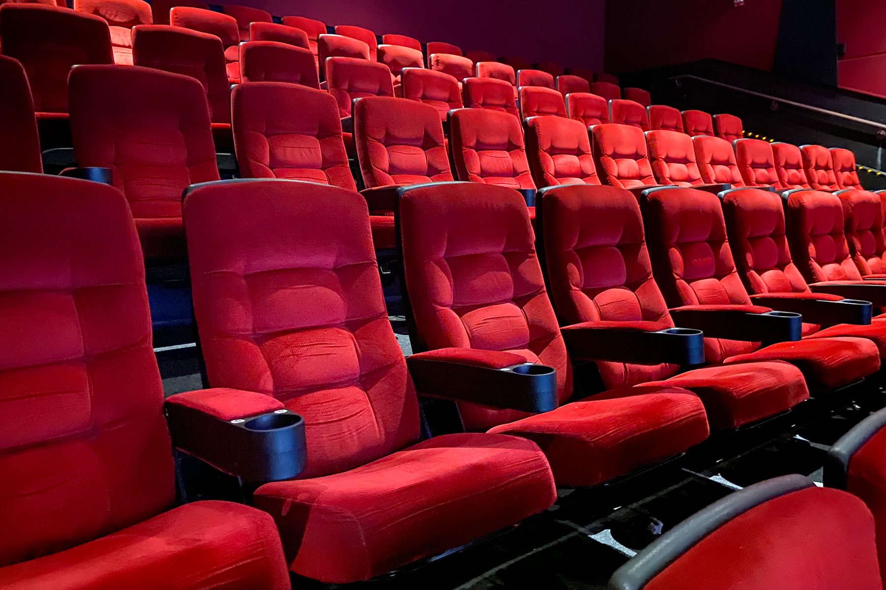11 Movie Theater Etiquette Rules Everyone Should Follow