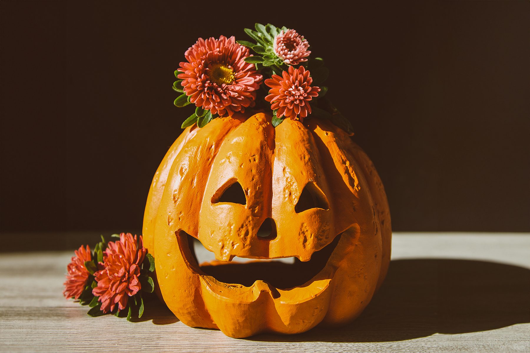 80 Creative Pumpkin Carving Ideas For Halloween Gettyimages 1280403645