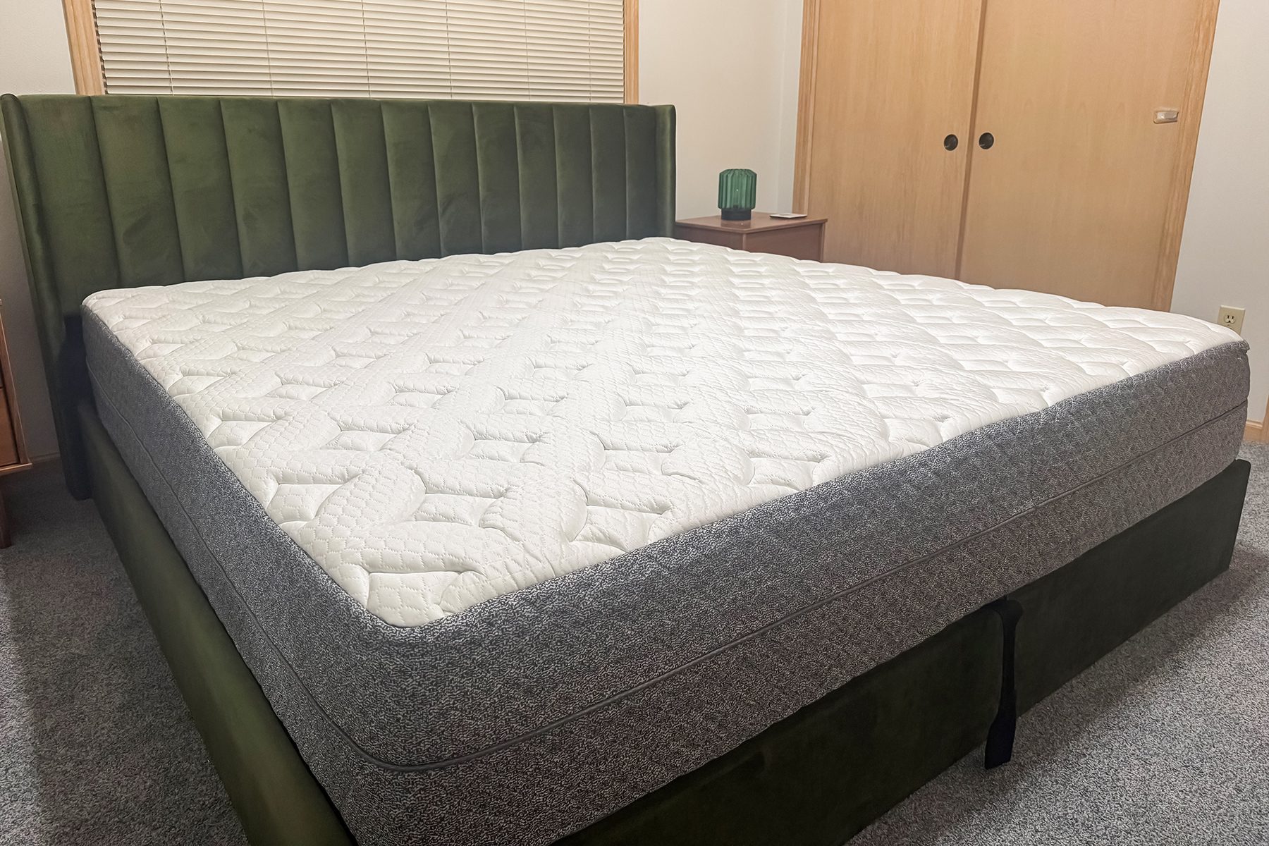 I Tested the GhostBed Luxe Cooling Mattress, and It Truly Is a Cool-to-the-Touch Option