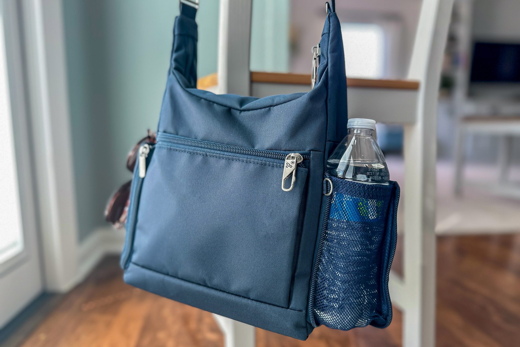 Travelon Anti Theft Classic Messenger Bag