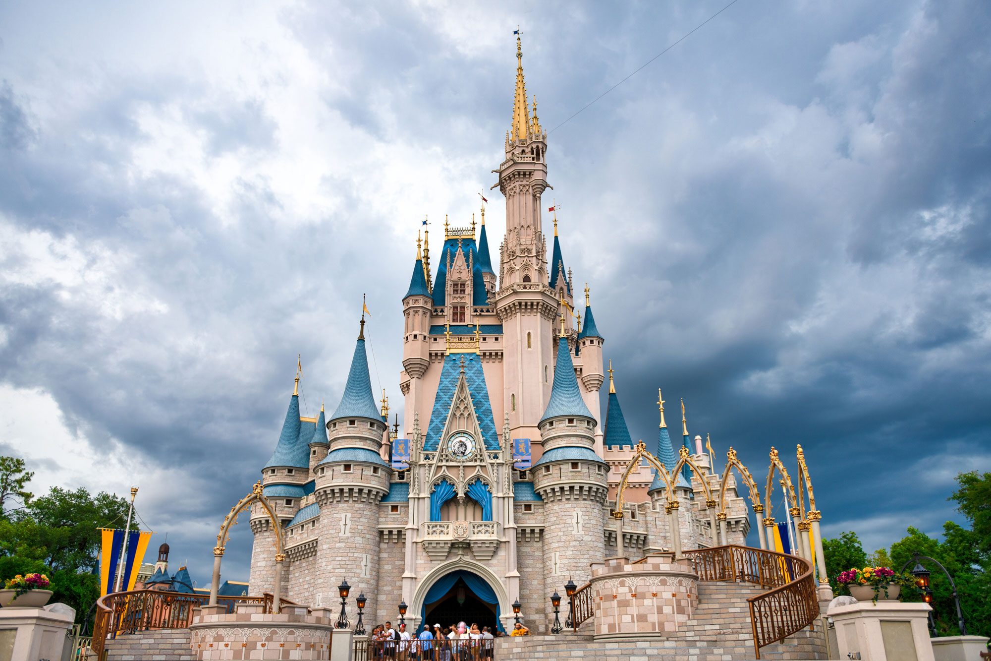 What Happens at Disney World During a Hurricane?