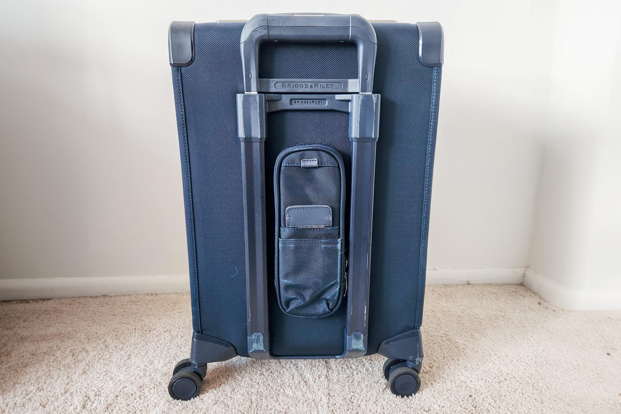 Briggs & Riley Baseline Essential 22 Inch Carry On