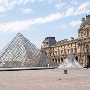 The Best Time To Visit Paris For Cheap Flights And Stunning Scenery Gettyimages 665078357