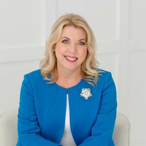 Jacqueline Whitmore Headshot 1 Jacqueline Whitmore (etiquette Expert)