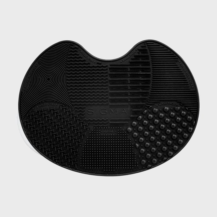 Sigma Spa Brush Cleaning Mat Ecomm Via Amazon.com