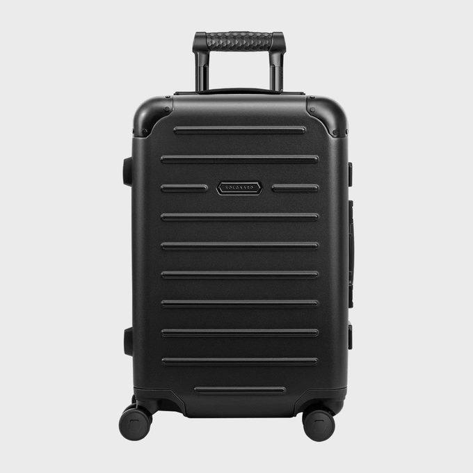 Solgaard Carry On Closet Original Ecomm Via Solgaard.co 1