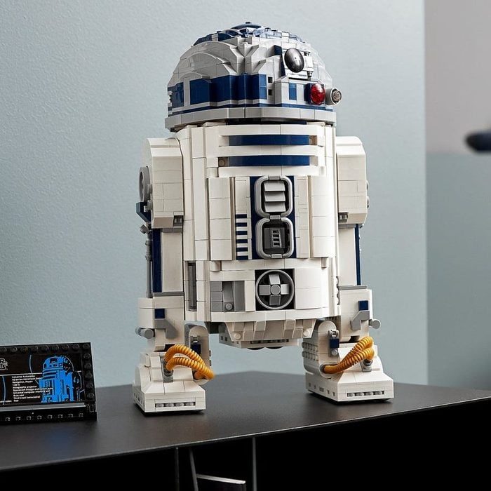 R2d2 Lego Set Ecomm Via Lego.com  E1670871085703