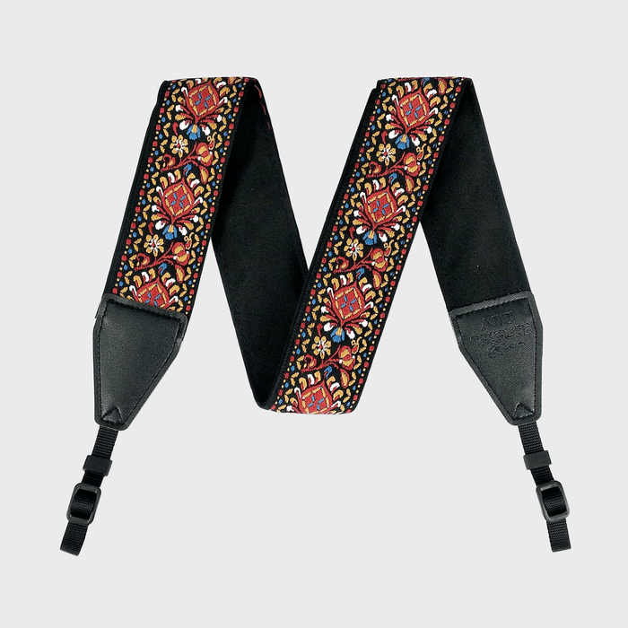 Red Woven Vintage Camera Strap Ecomm Via Amazon.com  (1)