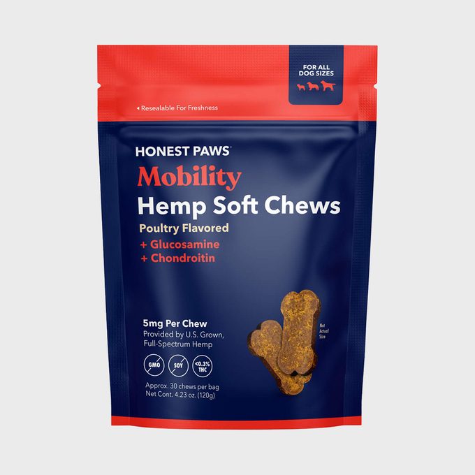 Honest Paws’ Mobility Soft Chews on grey background