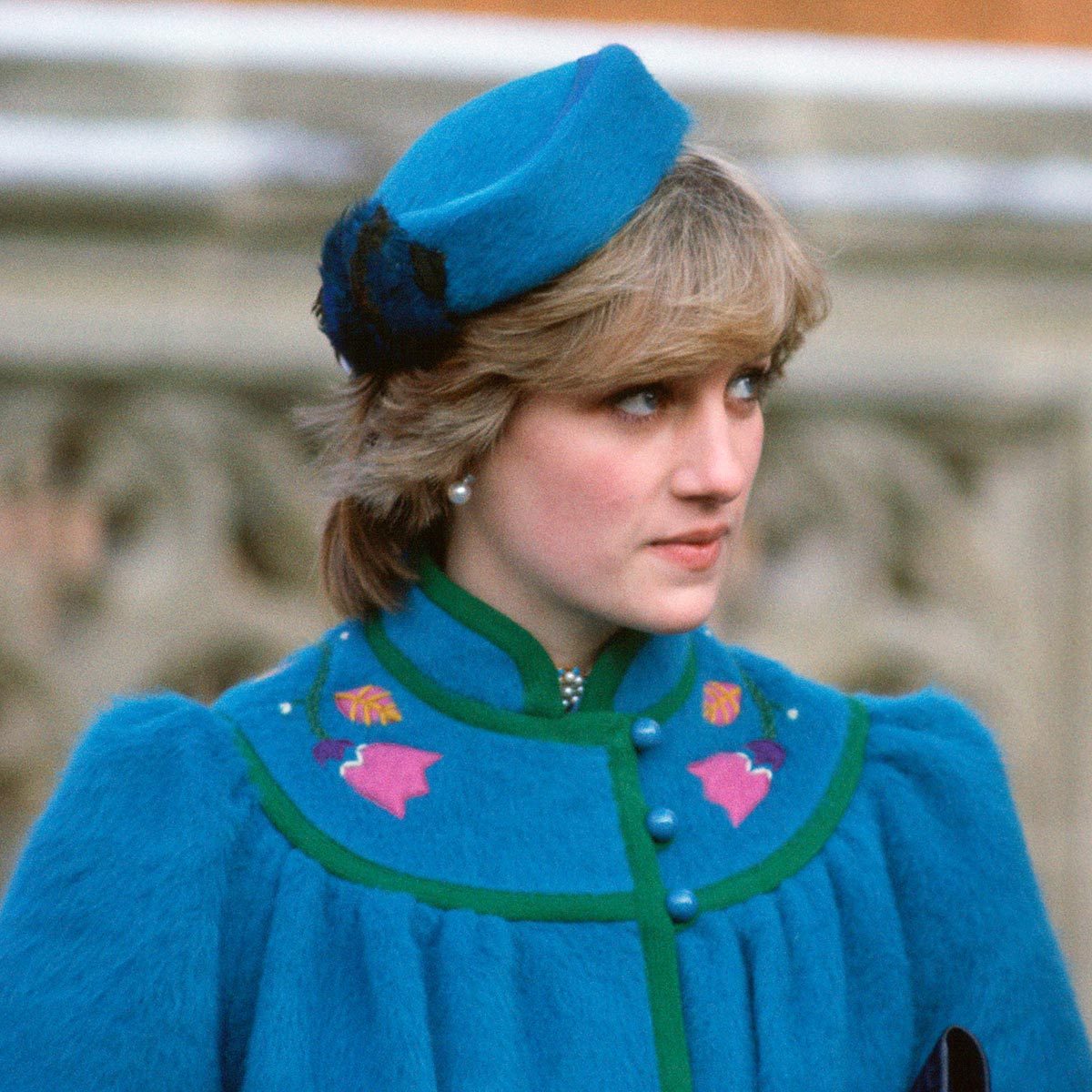 The Mortifying Gift Princess Diana Had to Open on Christmas with Everyone Watching