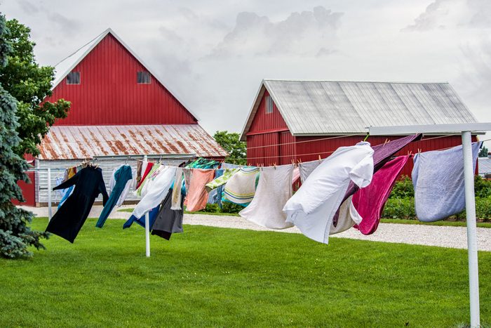 15 Old School Cleaning Tips We Should All Start Using Again