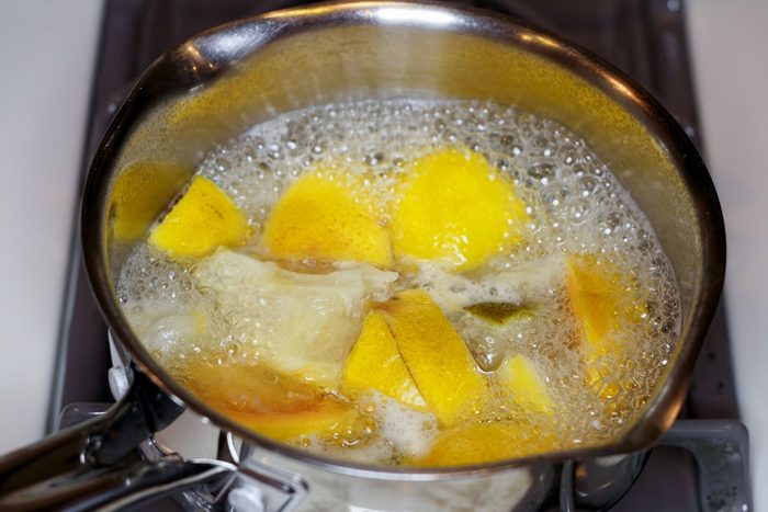 15 Old School Cleaning Tips We Should All Start Using Again