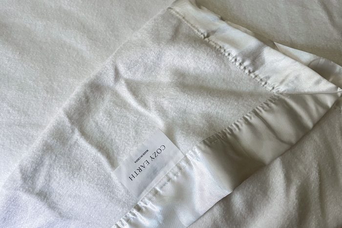 Cozy Earth Bamboo Blanket